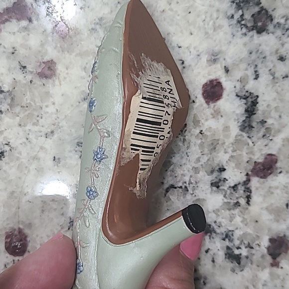 Just the Right Shoe Collection - Picture 10 of 10